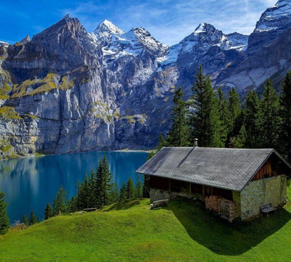 Switzerland’s mountain captivate with majestic peaks, thrilling ski resorts, and scenic hiking trails. Explore the Matterhorn’s iconic beauty, Jungfraujoch’s panoramic views and Mount Pilatus’ adventure routes. Perfect for skiing trekking and nature lovers seeking breathtaking alpine experience year-round.