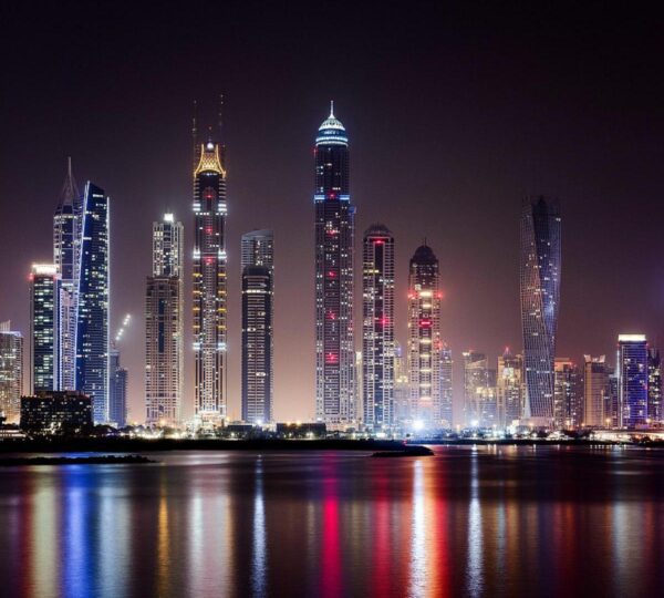 Dubai’s skyscraper define its iconic skyline, attracting tourists worldwide. Architecture marvels like the Burj Khalifa, marina Towers, and Burj Al Arab offer breathtaking views, luxurious experiences, and world-class dining. These towering structures showcase Dubai’s futuristic vision and vibrant urban lifestyle.