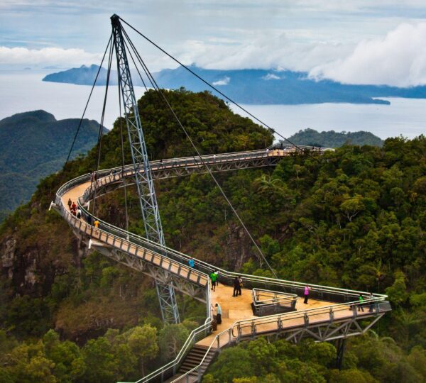 Malaysia’s high mountain bridges, like Langkawi Sky Bridge and Canopy Walk in Taman Negara, offer breathtaking views and thrilling experiences. Suspended above lush rainforests and mountains, these architectural marvels attract adventure seekers and nature lovers for unforgettable scenic explorations.