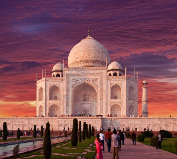 The Taj Mahal, a UNESCO World Heritage Site, is India’s most iconic monument. This breathtaking white marble mausoleum attracts millions of tourists with its stunning architecture, rich history, and romantic allure. A symbol; of love, it offers unforgettable sunrise and sunset views.
